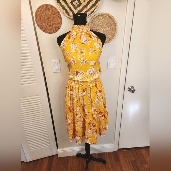 Yellow Floral Halter Neck Mini Dress - Picture 1 of 7